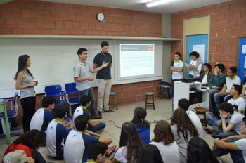 Professores de outras disciplinas participam das explanaes. Foto: Arquivo pessoal/Divulgao