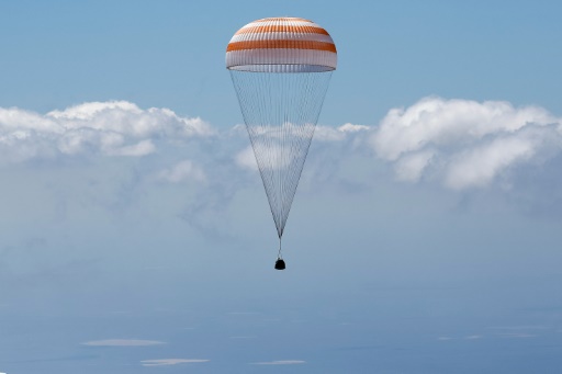 Cpsula da Soyz trouxe os trs astronautas de volta em segurana. Foto: Shamil Zhumatov/AFP