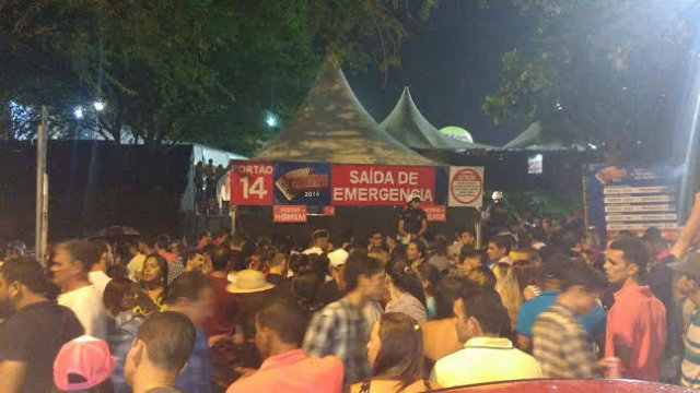 Prefeitura fecha portes do Ptio de Eventos Luiz Gonzaga e causa polmica. Foto: Eduardo Carlos/Cortesia
