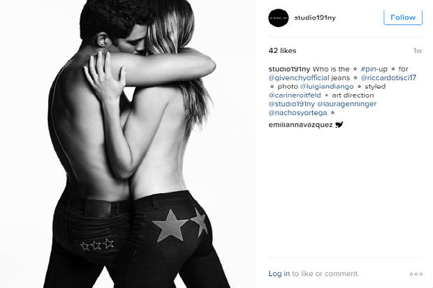 Modelo e o ator surgem no anncio em preto e branco, anteriormente protagonizado por Candice Swanepoel e Irina Shayk. Foto: Reproduo/Instagram