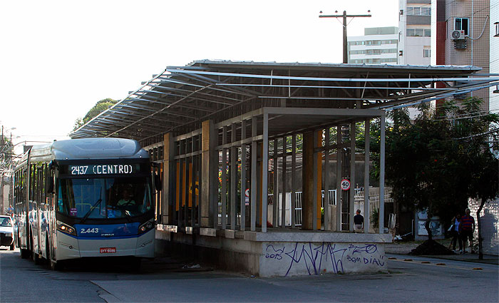 Neste ano, no deve ter nenhuma ampliao do BRT no Grande Recife. Foto: Nando Chiappetta/DP 