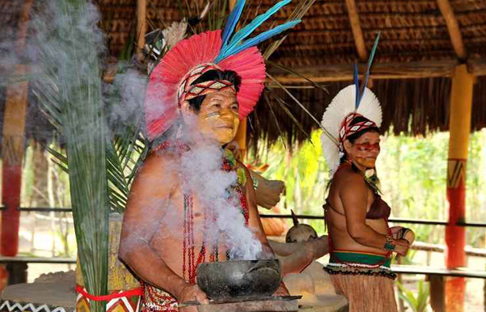 O patxoh  a lngua falada na aldeia. Foto: Rodolfo Vilela Mtur/Divulgao