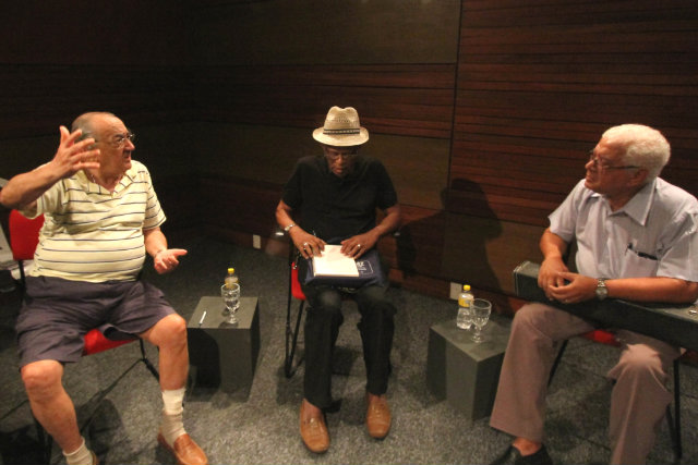 Os maestros Clvis Pereira, Edson Rodrigues e Duda foram convidados pelo Pao do Frevo a participar do projeto, cuja temporada tem incio nesta sexta (5). Foto: Nando Chiappetta/DP