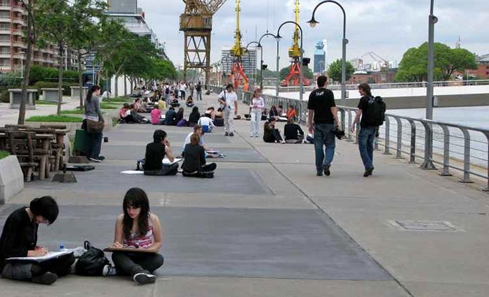 Perto de Puerto Madero, fica o mtico bairro La Boca, com as casas coloridssimas de Caminito Foto: Fernando Braga/CB/DA Press (Perto de Puerto Madero, fica o mtico bairro La Boca, com as casas coloridssimas de Caminito Foto: Fernando Braga/CB/DA Press)