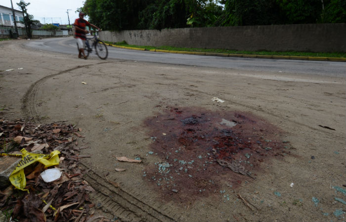 Universitrio foi baleado no quilmetro 3,5 da Estrada de Aldeia. Foto: Joo Velozo/ DP