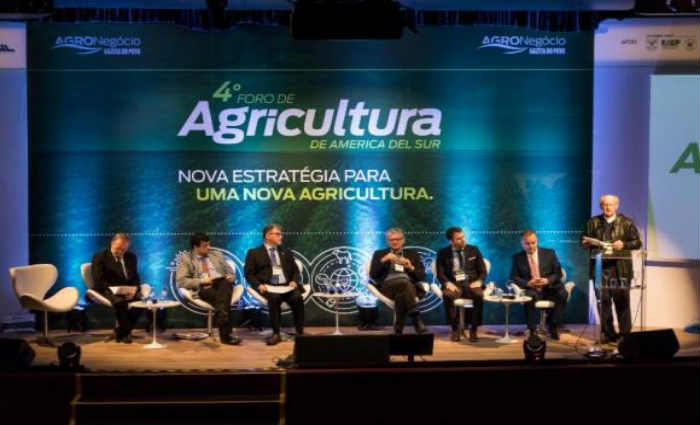 Abertura do 4 Frum de Agricultura da Amrica do Sul, em Curitiba. Foto: Daniel Isaia/Agncia Brasil
