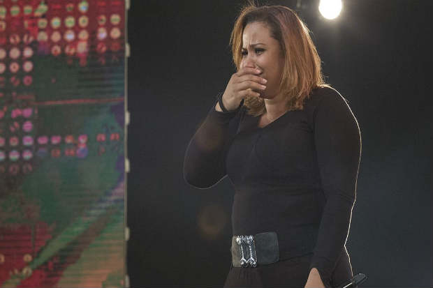 Tamires Alves recebeu elogios dos jurados pela voz caracterstica de cantores da black music. Foto: Kelly Fuzaro/X Factor/Reproduo