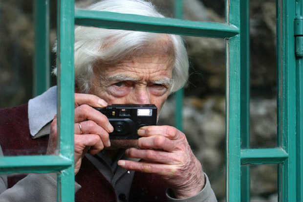 Em 60 anos de carreira, suas fotos foram publicadas em inmeras revistas, como Life, Geo, National Geographic, Paris Match e Stern. Foto: Joel Saget / AFP