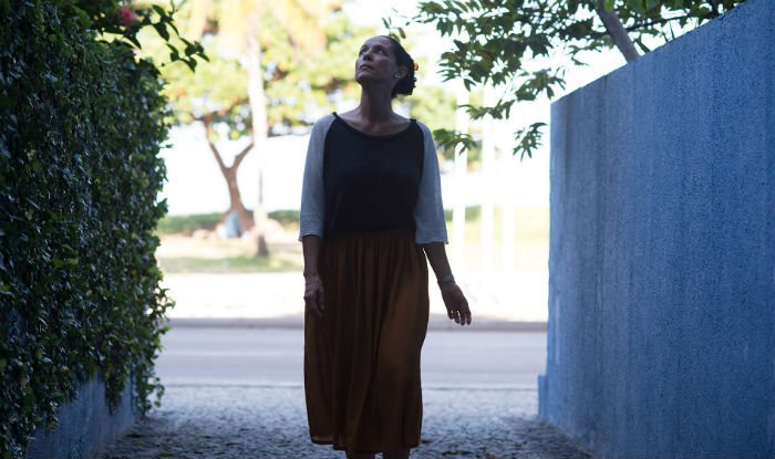 Sonia Braga protagoniza o filme do cineasta Kleber Mendona Filho. Foto: Victor Juc/Divulgao