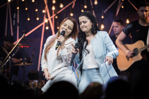 Maiara e Marasa cantam a autonomia das mulheres em bares, festas, baladas. Foto: Divulgao