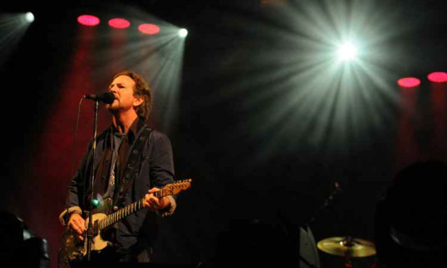 Eddie Vedder em show do Pearl Jam em novembro, no Mineiro. Foto: Tlio Santos/EM/D.APress