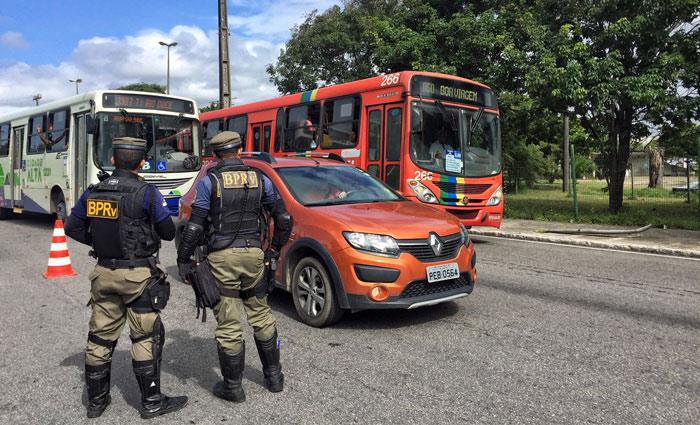 Batalho da Polcia Rodoviria no vai multar nas rodovias estaduais no Grande Recife. Foto: Karina Morais/ DP