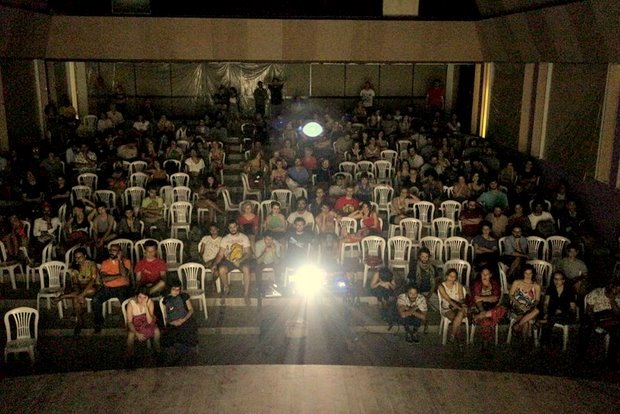 Ocupao comeou no dia 30 de setembro. Foto: Ocupe Cine Olinda/ Facebook/ Reproduo