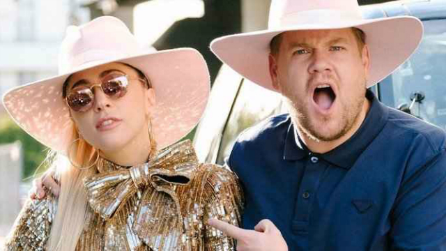 Lady Gaga participa do Carpool Karaoke e toma lugar do apresentador James Corden. Foto: CBS/Divulgao
