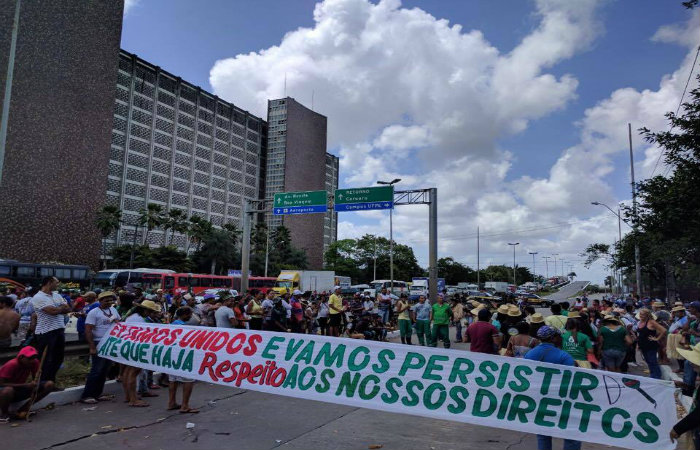 Ato  realizado por indgenas contra a publicao da portaria 1907/2016. Foto: Adelson Souza/ Cortesia