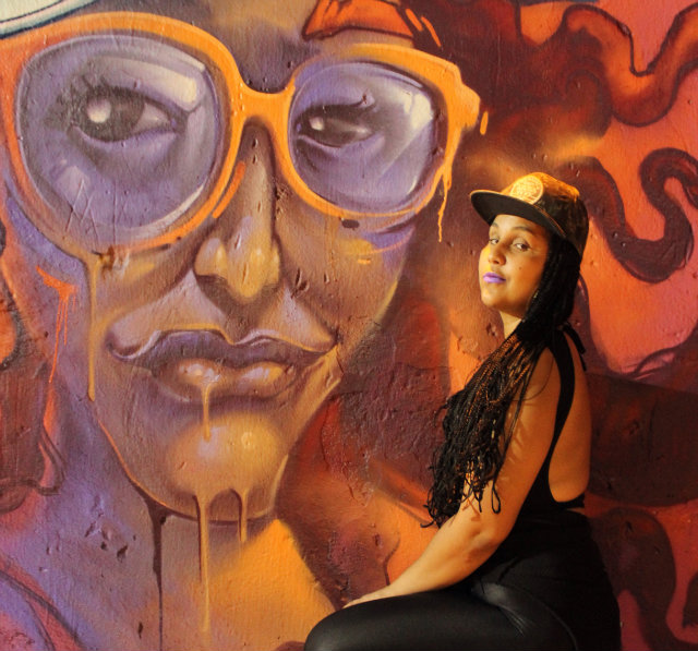 Lady Laay  grafiteira, bgirl e rapper. Fortalece o feminismo atravs da msica. Foto: Lukas Bourgueios/Divulgao