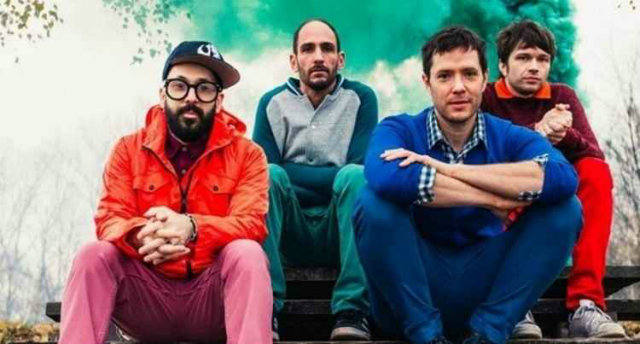 OK Go lana a msica 'One moment', que foi gravado em apenas um take e reproduzida em cmera lenta. Foto: Facebook/Reproduo