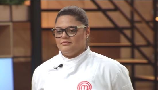 Apesar de ter sido eleita pelos outros participantes como a "que menos mete medo", Dayse  uma das semifinalistas do MasterChef Profissionais. Foto: Band/Reproduo