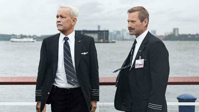 Tom Hanks e Aaron Eckhart interpretam o comandante Sully e o copiloto Jeff Skiles, a dupla que salvou vidas. Foto: Warner/Divulgao