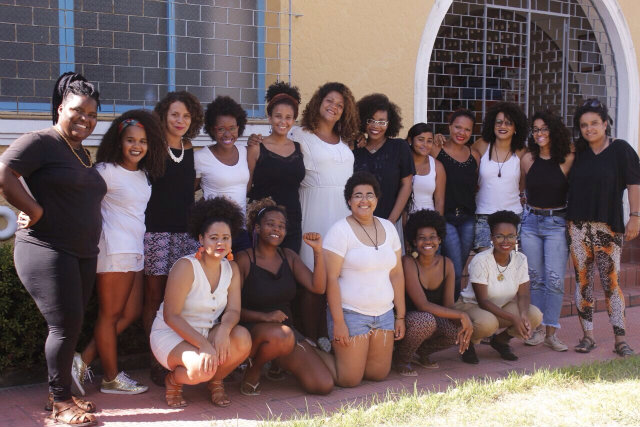Em Pernambuco, 25 mulheres integram o projeto Mulheres Jovens Negras Fortalecidas na Luta contra o Racismo e o Sexismo. Foto: Mariana Oliveira/Acervo pessoal/Divulgao