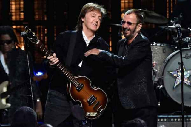 Paul McCartney e Ringo Starr em show em 2015. Foto: Getty Images/Reproduo