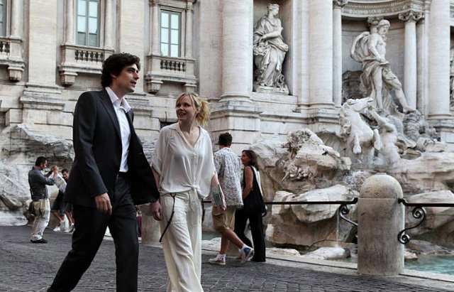 Lanado em 2012, o enredo de Para Roma com amor divide-se em quatro tramas diferentes. Foto: Paris Filmes/Reproduo