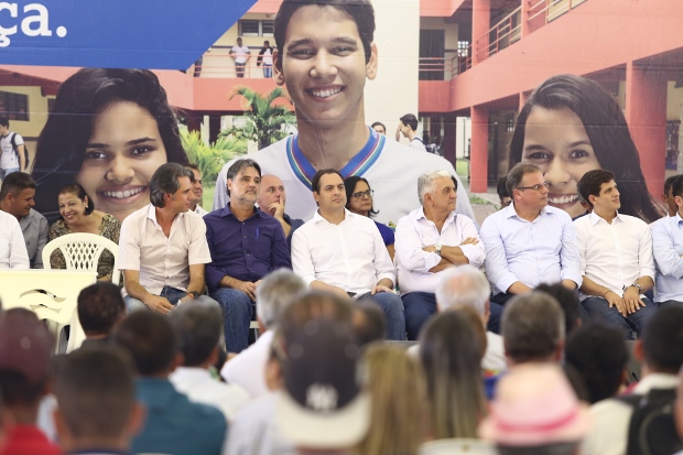 Governador abriu unidade que receber 1,3 mil estudantes. Foto: Aluisio Moreira/SEI