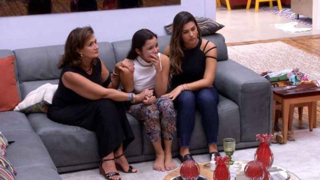 Ieda, Emilly e Vivian em noite tensa no BBB 17. Foto: Globo/Divulgao