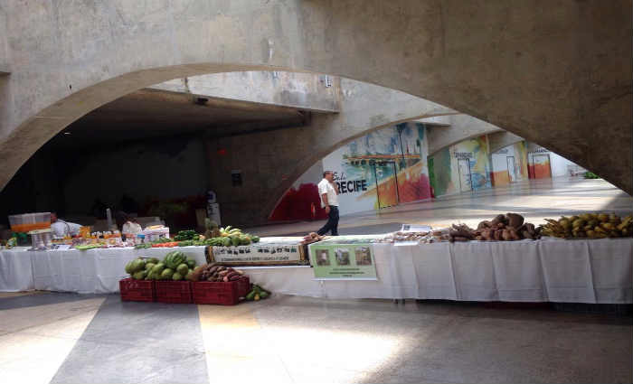 Simpsio Compras de Alimentos da Agricultuira Familiar acontece hoje no Centro de Convenes de Pernambuco. Crdito: Gabriela Arajo/Esp.DP