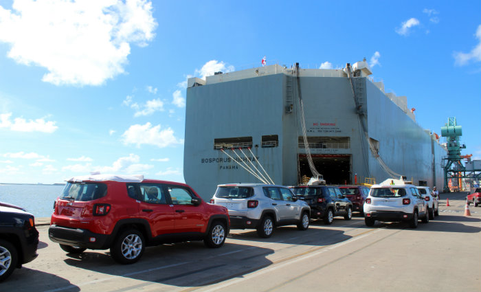 O Complexo de Suape  um dos locais que concentra cargas (hub port) para toda a Amrica do Sul. Foto: Priscila D%u2019arc/Suape