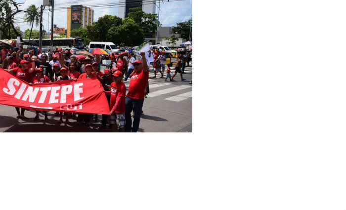Sintepe participou da greve geral contra as reformas. Foto: Sintepe/ Divulgao