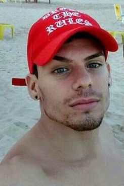 Jorge Bezerra da Silva, de 23 anos, foi visto pela ltima vez no dia 14 de maio. Foto: Divulgao