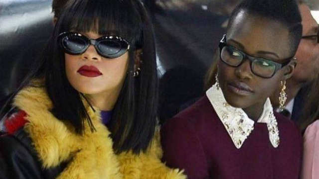 A ideia comeou com uma foto em que Lupita e Rihanna aparecem lado a lado durante desfile de moda. Foto: Twitter/Reproduo