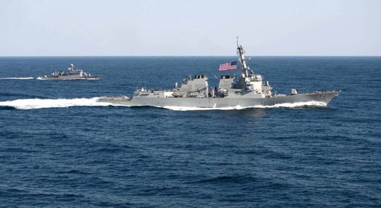 A operao pretendia demonstrar a "liberdade de navegao" nas guas disputadas, informou a fonte americana. Foto: Martin Wright/US Navy/AFP