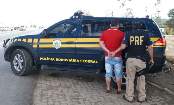 Procurado por estelionato na Paraba  detido pela PRF em Belo Jardim. Foto: PRF/ Divulgao