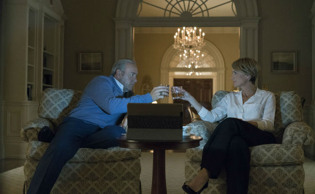 Frank e Claire batalham para manter o poder e a presidncia. Foto: Netflix/Divulgao