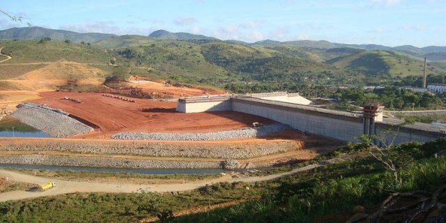 Barragem de Serro Azul foi construda para ser proteo contra chuvas. Foto: PAC/Divulgao.