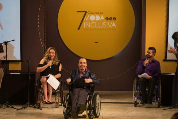 Para ele, a moda inclusiva está diretamente relacionada à independência. Foto: Paulo Lima/Divulgação/Governo do Estado de São Paulo Para ele, a moda inclusiva está diretamente relacionada à independência. Foto: Paulo Lima/Divulgação/Governo do Estado de São Paulo