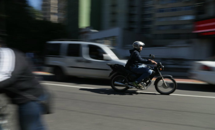 Essa  a 11 morte de motociclistas desde o comeo do ano nas Marginais do Tiet e do Pinheiros. Foto: Paulo Pinto