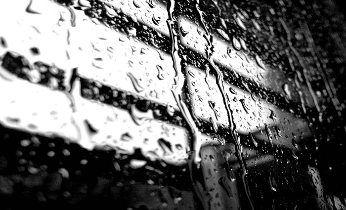 A previso  de que a chuva diminua hoje, mas retorne na sexta-feira (9) com a passagem de uma nova frente fria por So Paulo. Foto: Vinni Del Poo/Flickr/Reproduo
