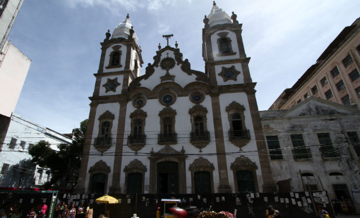 Fechada h dois anos e meio, Igreja de Santo Antnio deve ser entregue no fim do ano. Foto: Marlon Diego/Esp.DP