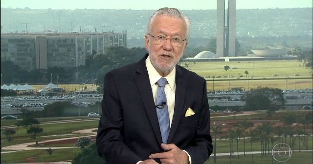 Apresentador do Bom Dia Brasil, Alexandre Garcia no respondeu as provocaes. Foto: Globo/Reproduo