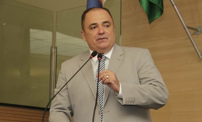 Marco Aurlio  aliado do prefeito Geraldo Julio (PSB), mas tem feito crticas frequentes a atuao da CTTU. Foto/divulgao