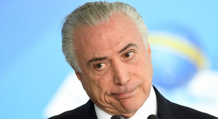 De acordo com Temer, o Brasil "no pode esperar". " hora de o Brasil avanar. Vamos seguir em frente", afirmou o presidente. Foto: Evaristo S/AFP