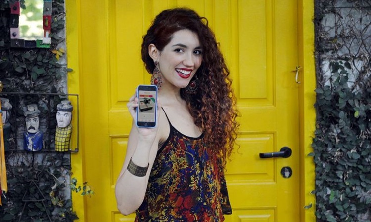 Jssica Behrens, criadora do aplicativo Tradr, apelidado de "Tinder para produtos". Foto: Sofia Lima/Divulgao 