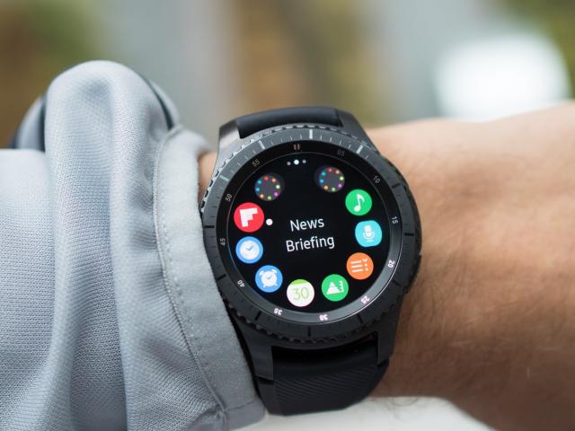 Com certificação IP-68, Smartwatch da Samsung agora é resistente à água e poeira - Foto: Divulgação/Samsung Com certificação IP-68, Smartwatch da Samsung agora é resistente à água e poeira - Foto: Divulgação/Samsung
