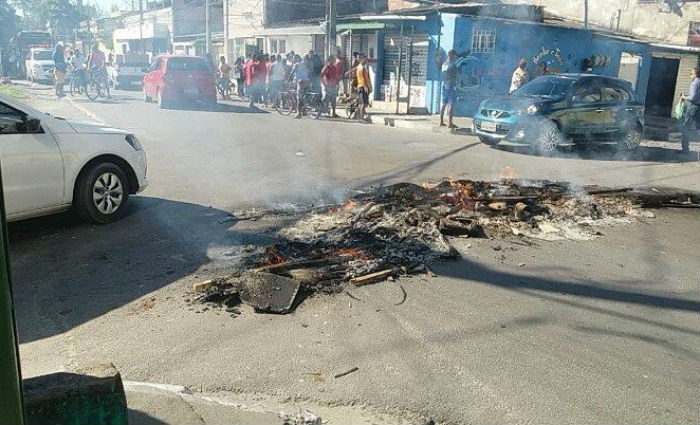 Moradores de San Martin protestam por segurana. Foto: Reproduo/ Facebook 