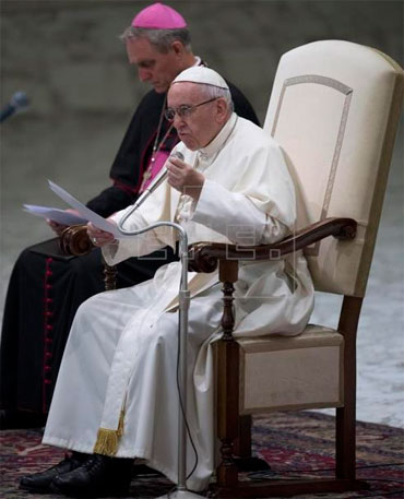 O papa deseja expressar sua proximidade a todo o povo espanhol. Foto: Maurizio Brambatti/EFE