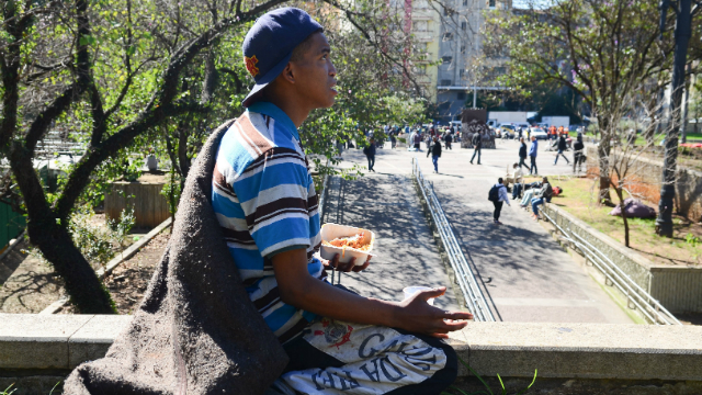 Um pouco mais de 100 mil pessoas que vivem em situao de rua em todo o Brasil. Foto: Rovena Rosa/Agncia Brasil