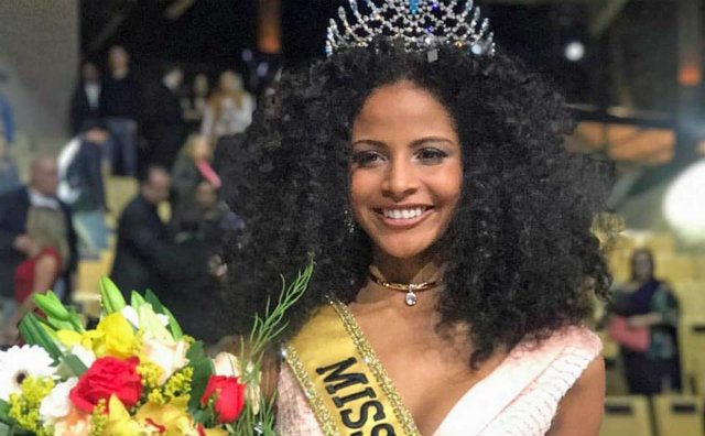 Uma das justificativas dadas pelos jurados para a vitória de Monalysa foi o fato de ela representar a "brasilidade". Foto: Facebook/Reprodução Uma das justificativas dadas pelos jurados para a vitória de Monalysa foi o fato de ela representar a "brasilidade". Foto: Facebook/Reprodução